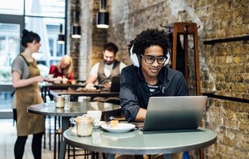 The Dark Side of Free Wi-Fi: Protecting Your Finances